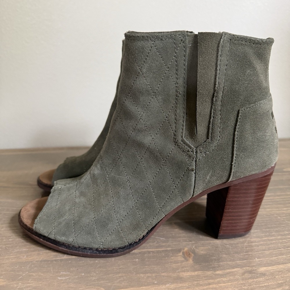 Toms‎ Womens 10 Olive Green Majorca Peep Toe Suede Ankle Booties Heels - Picture 2 of 8